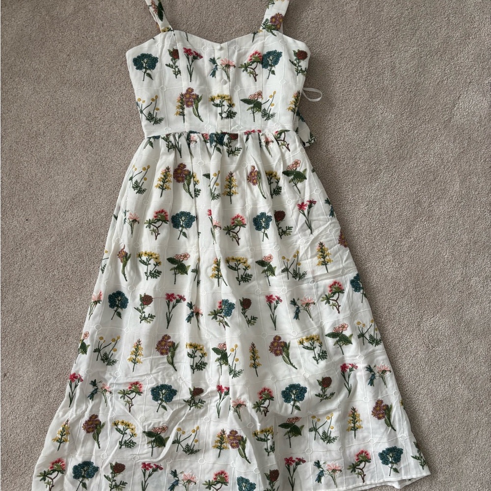 Ivy City Co Robyn Dress in Wildflower - Picture 3 of 5